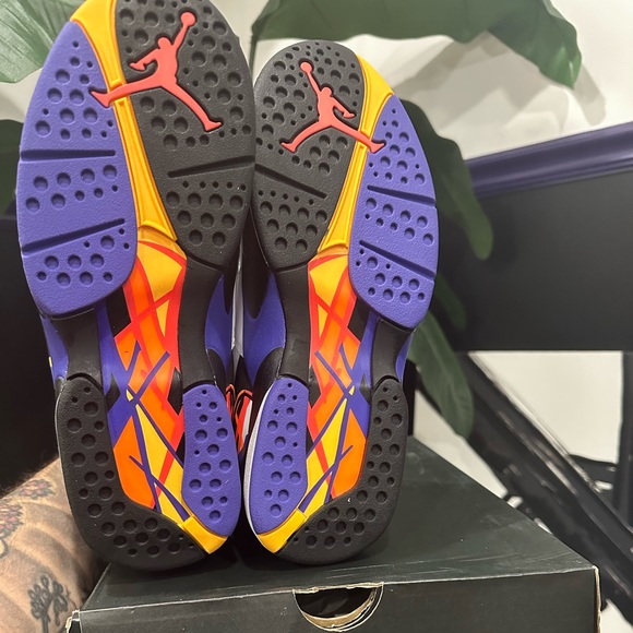Athletic_Shoes